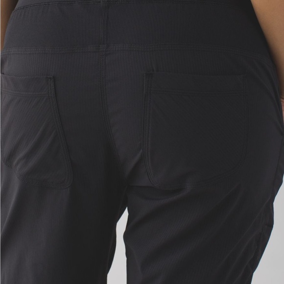 74. RARE Lululemon Street To Studio Pant black *Unlined 4 - Picture 6 of 10